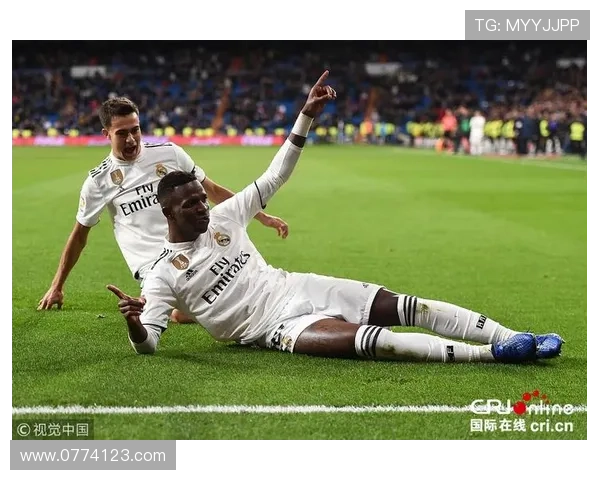 阿韦洛亚为维尼修斯皇马功勋喝彩 阿韦洛亚为维尼修斯皇马功勋喝彩